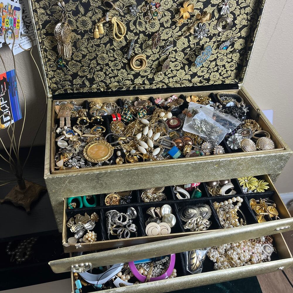 Mystery jewelry lot Vintage to Modern all wearable gold silver 1 lb